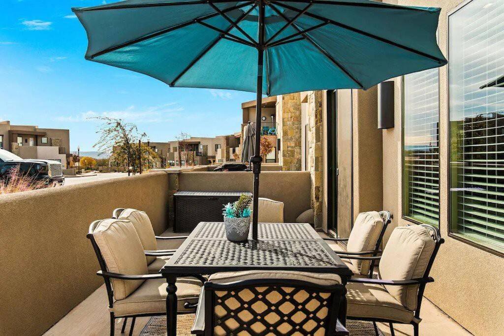 Coral Canyon Pool Private Hot Tub Fire Pit واشنطن المظهر الخارجي الصورة